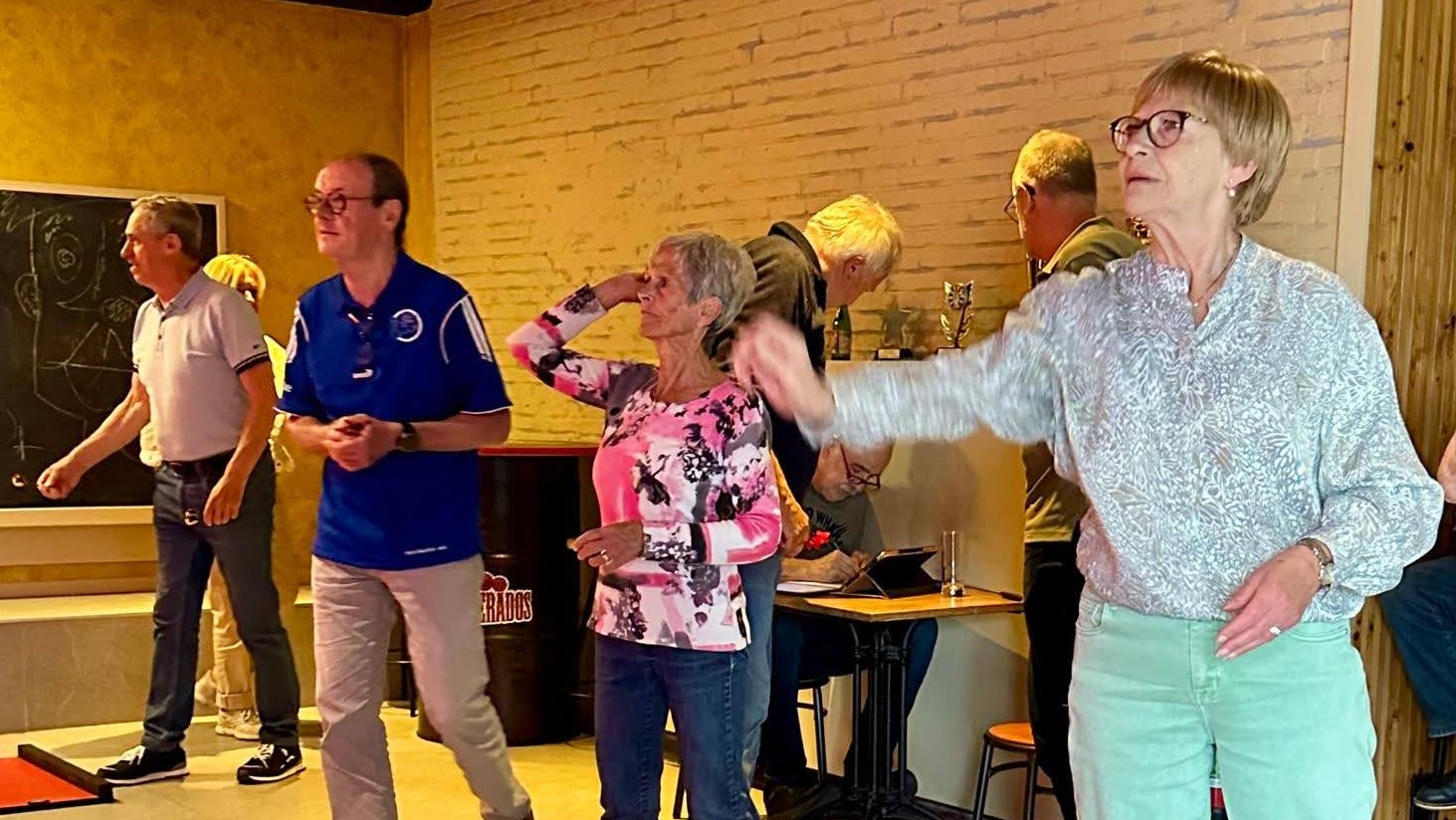 Darts (2)