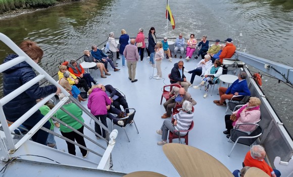 FOTO LEDEN AALST UITSTAP TEMSE