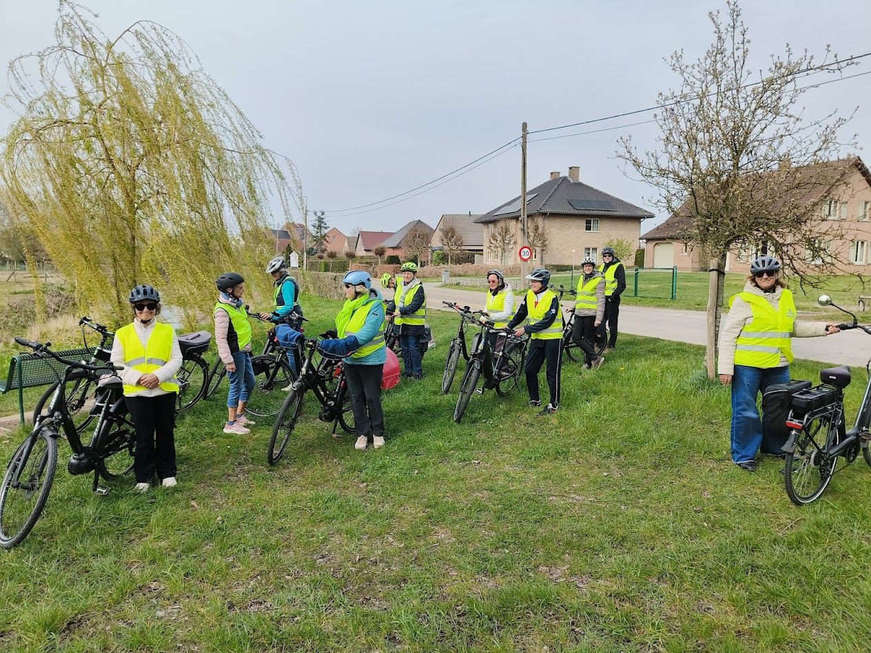 Fietsen langs Wakkerzeel
