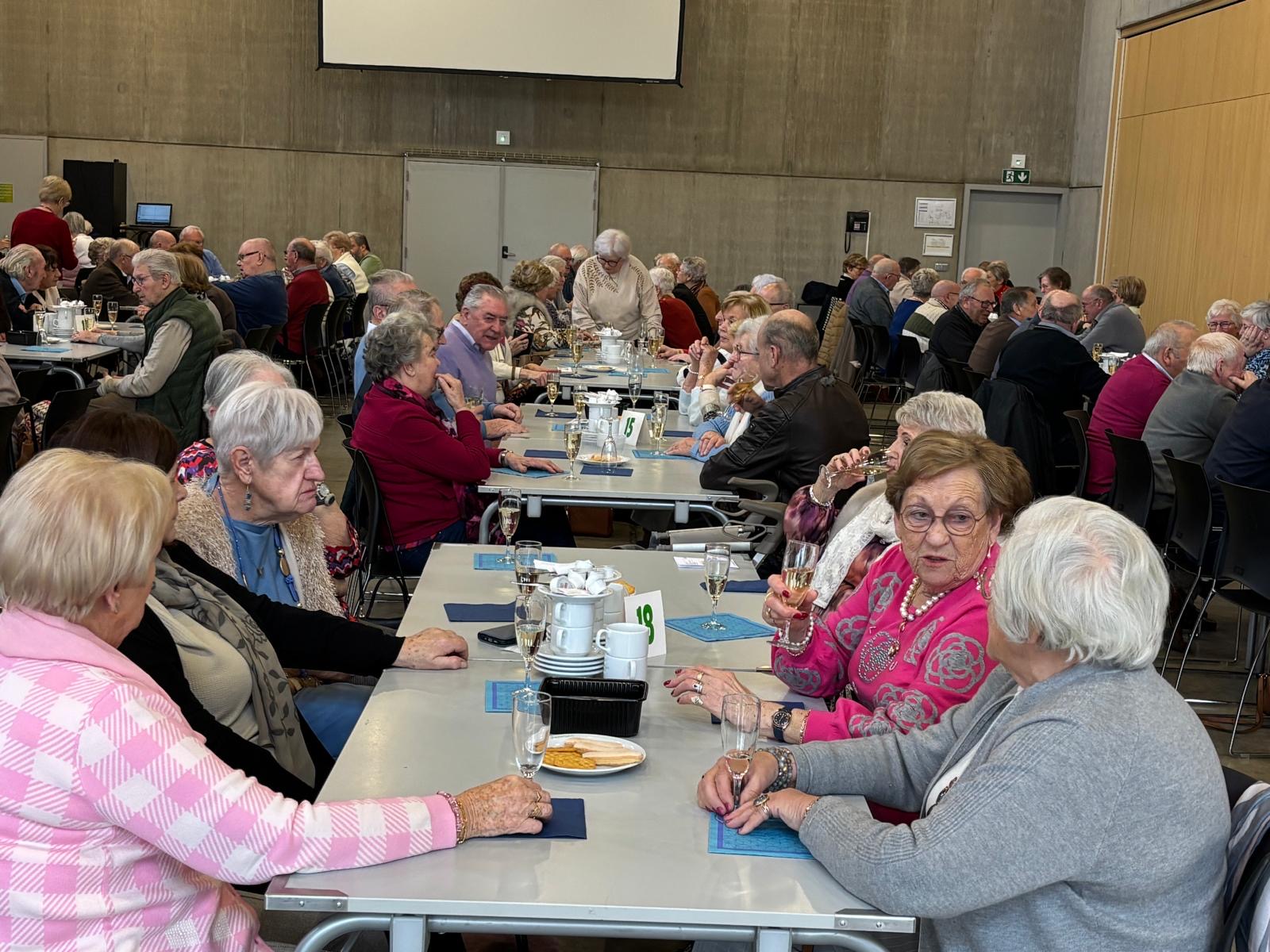 355E9d99 6752 4461 8696 87E3db7f68d3