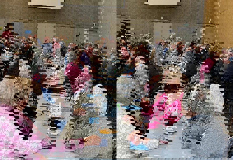 355E9d99 6752 4461 8696 87E3db7f68d3