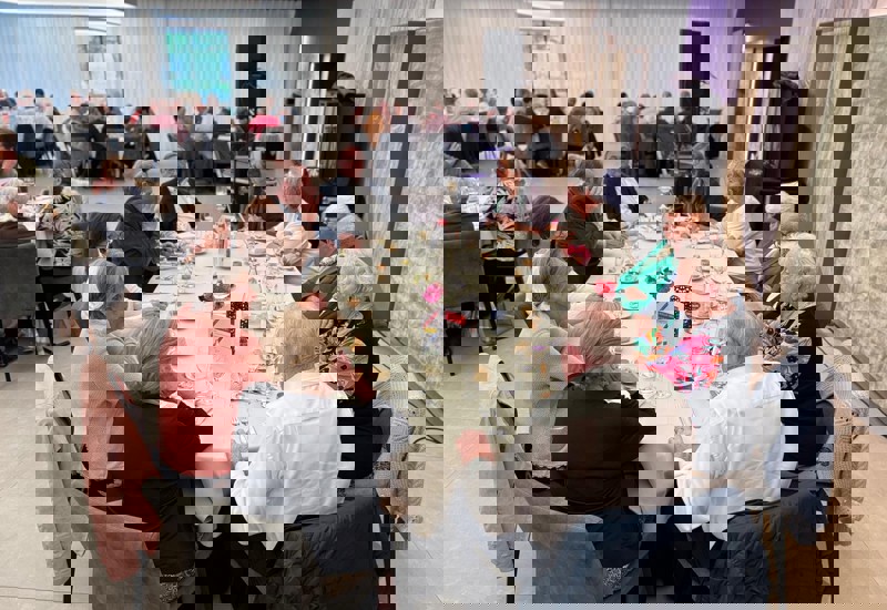 276Adb45 538B 466F 8366 2F16b88ded3f