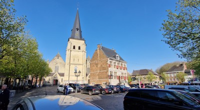 Bilzen gemeentehuis-kerk