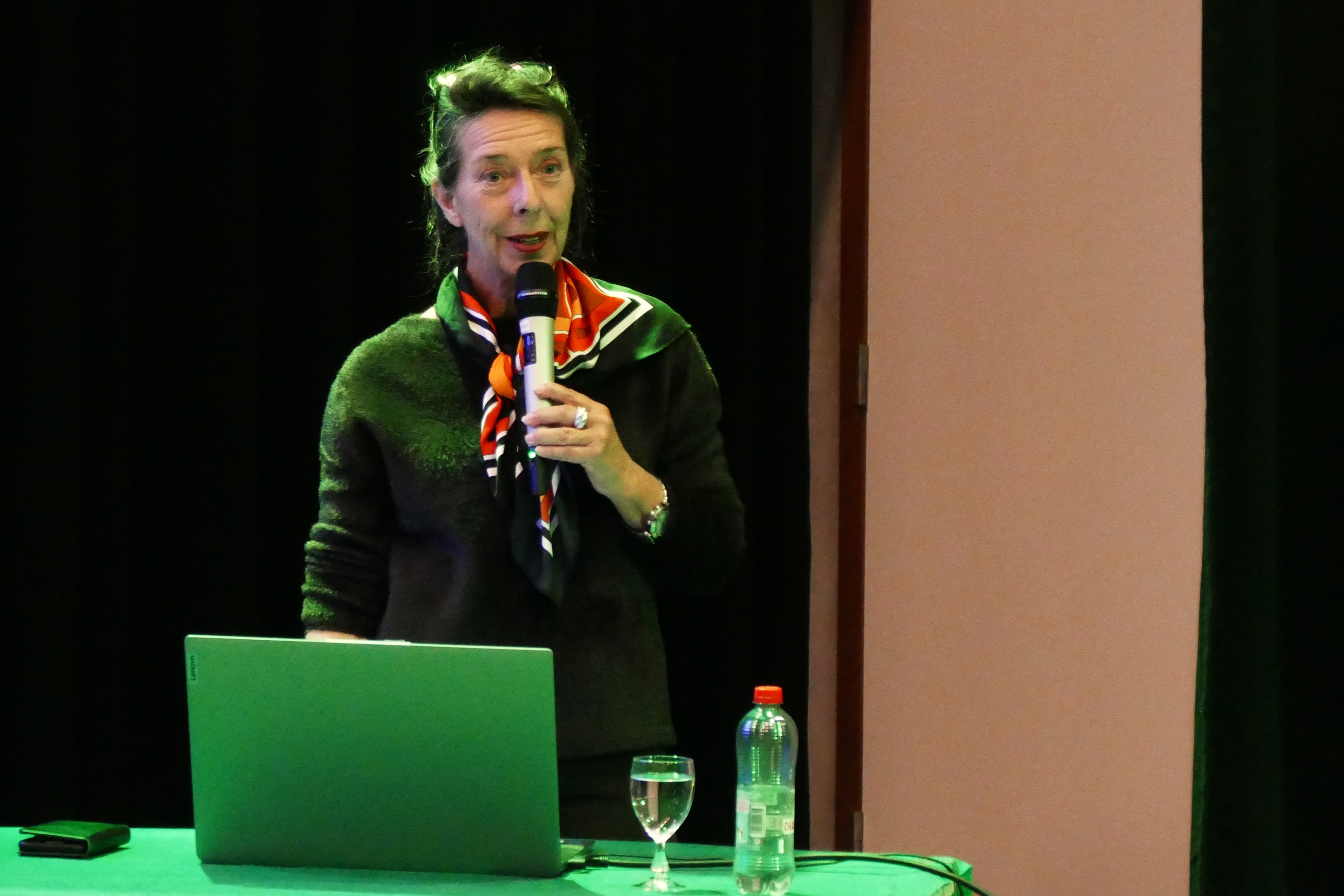 2026-03-26 Carine Caljon, 't leven zit vol taalkronkels