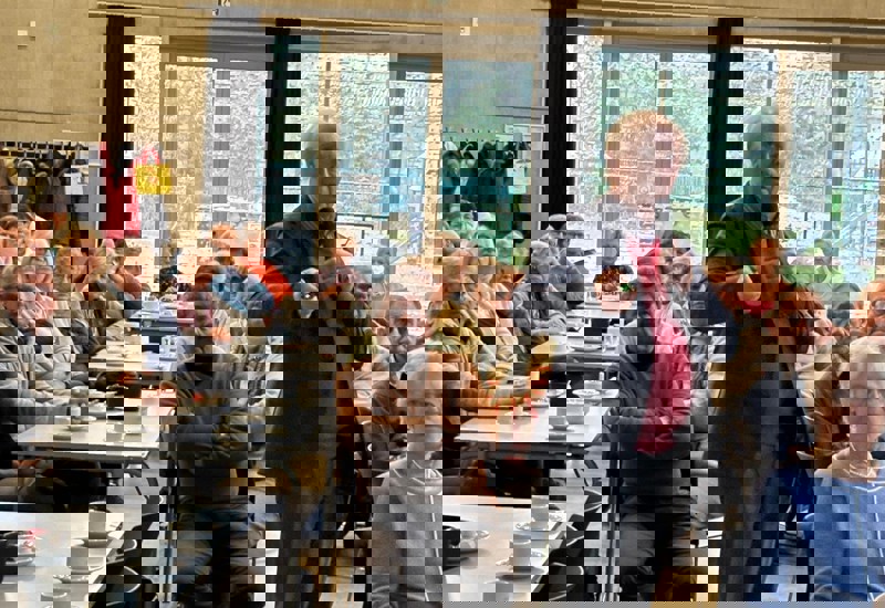 Dc4f5c04 A30c 40E8 9Bc2 B55f0ff367c6