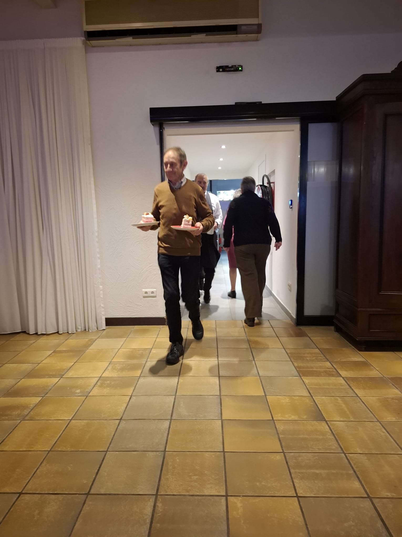 617C96a4 B646 4F5a 8C4b 5A7014b207be