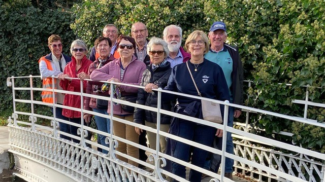 E9dc8b6b D58e 4698 80A7 F3bc96e6a69f2