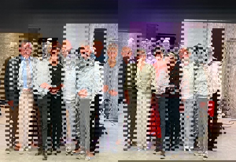 679D1d67 C4b4 4F22 972A C1a1da7655ed