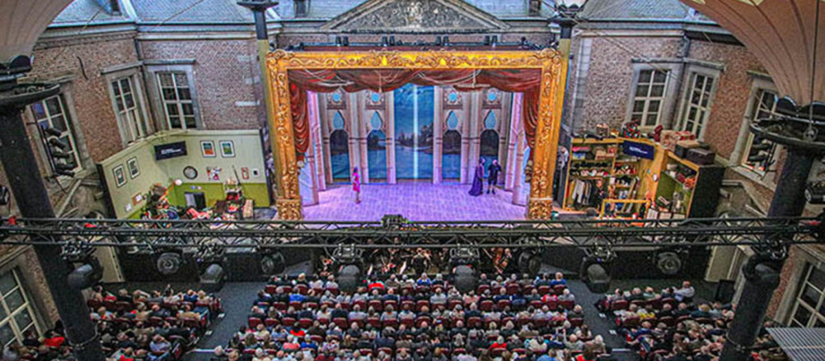 Zomeropera Foto (2)