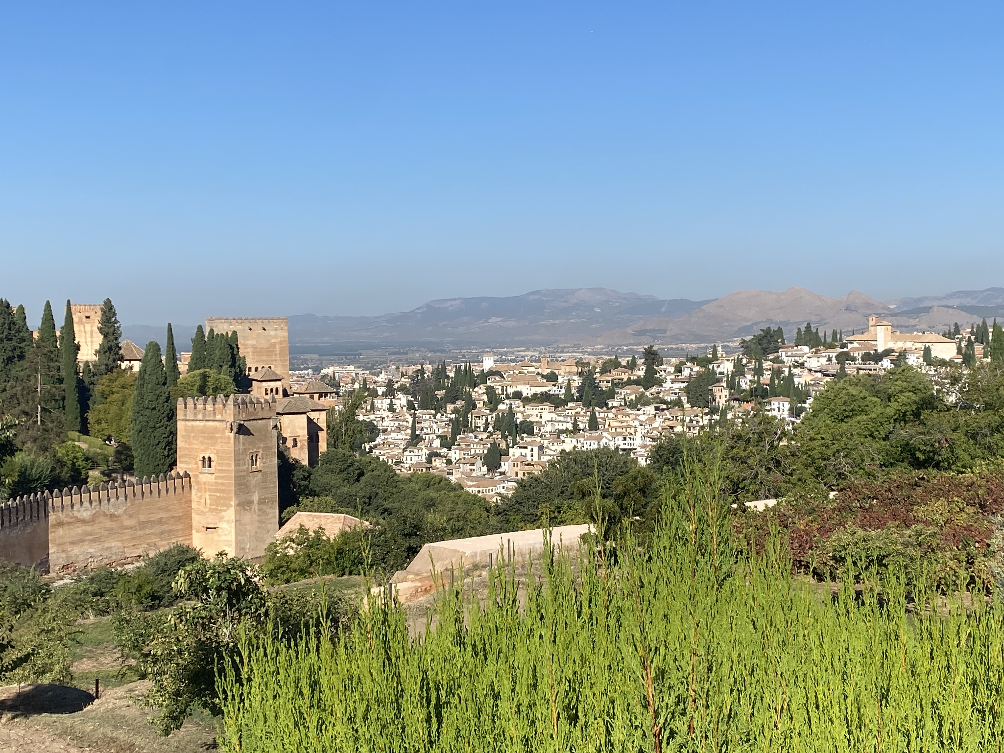 Granada lll