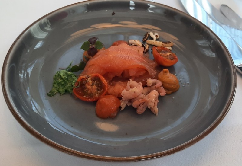 504423680 1031935585693496 8004365914342463196 N