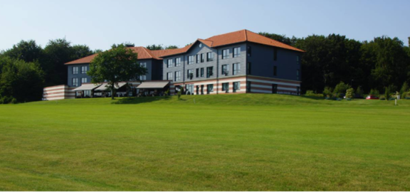 Afbeelding met gras, buitenshuis, huis, boom

Door AI gegenereerde inhoud is mogelijk onjuist.